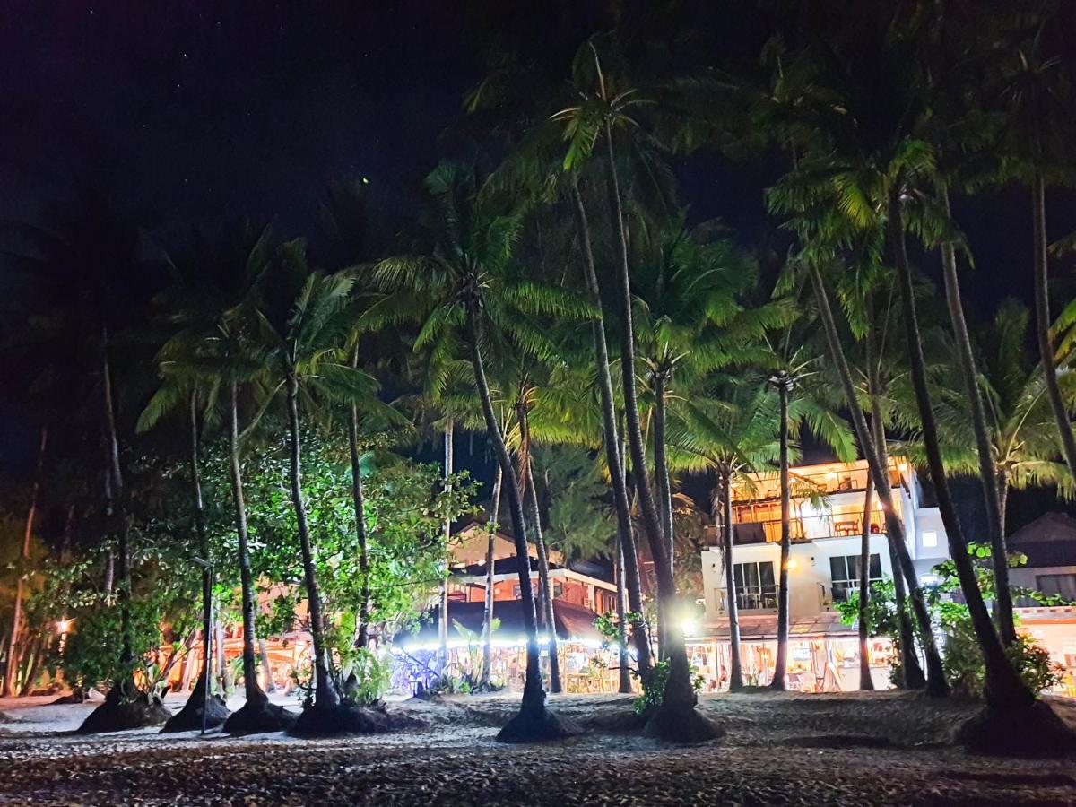Cocoloco Beach Resort Manoc-Manoc Esterno foto